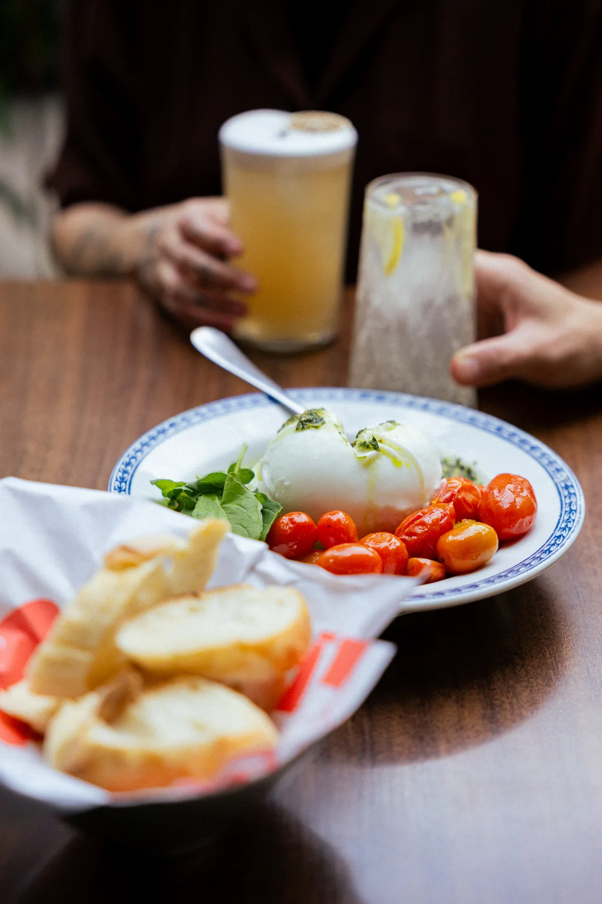 Foto oficial da burrata da casa